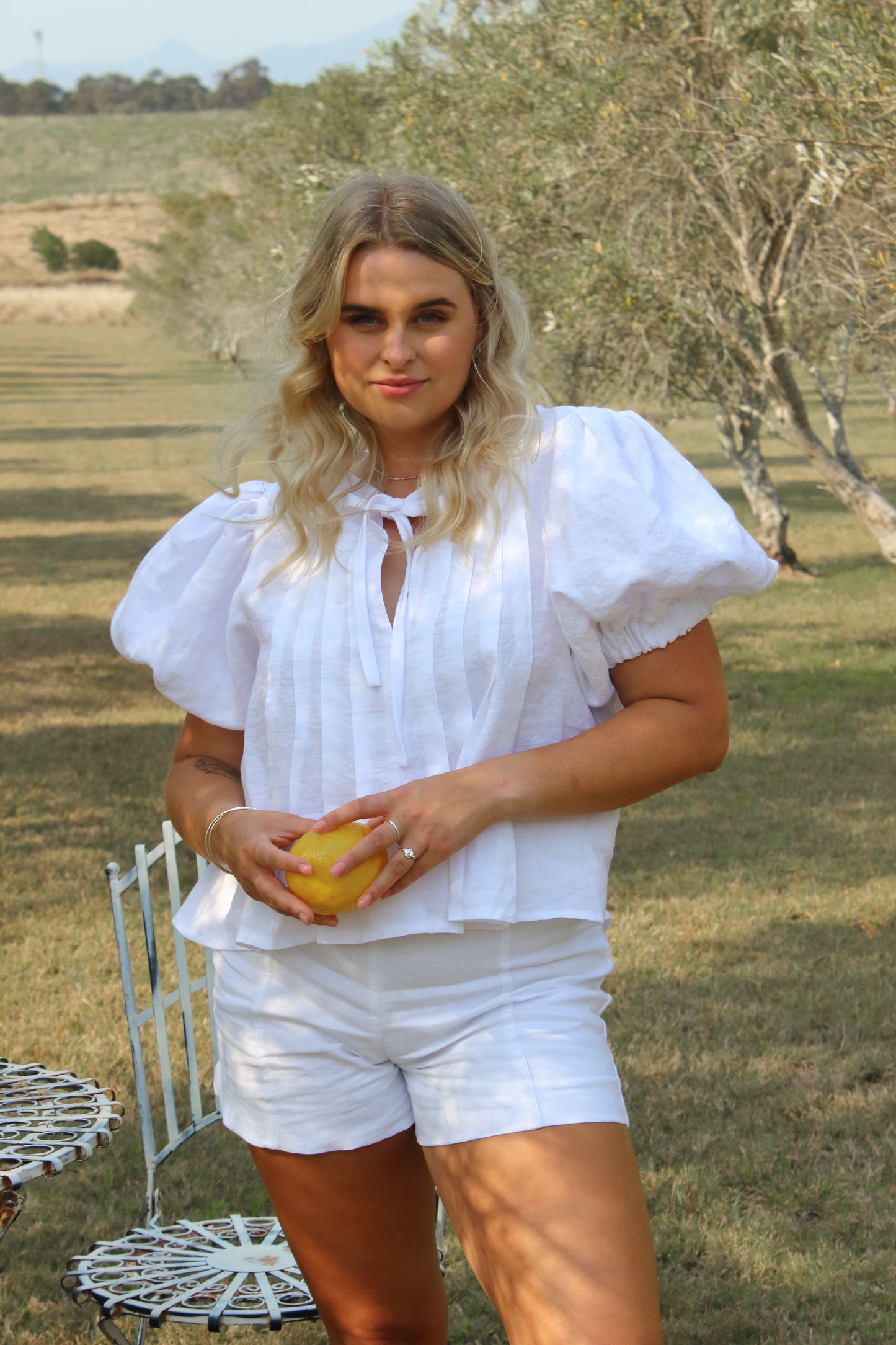 Paloma Shorts in White