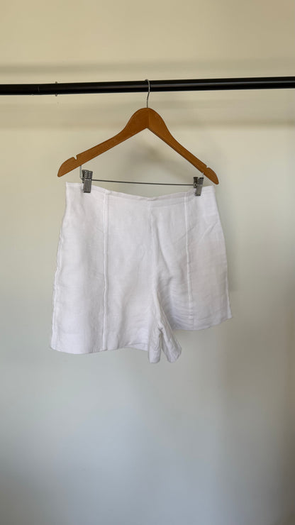 SAMPLE Paloma Shorts in White (XL)
