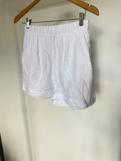 Cotton Tree Shorts in White