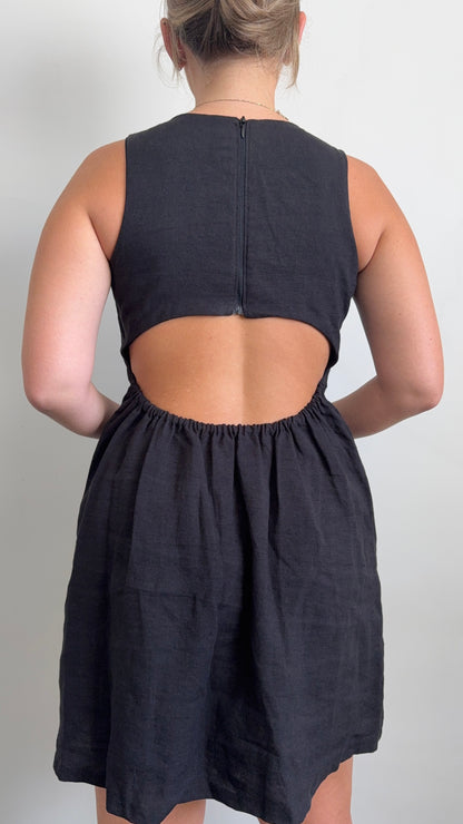 SAMPLE Margot Mini Dress in Black (M)