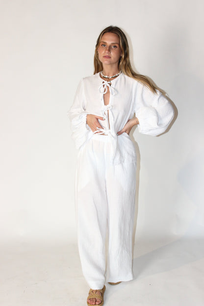 Raiya Pant in White